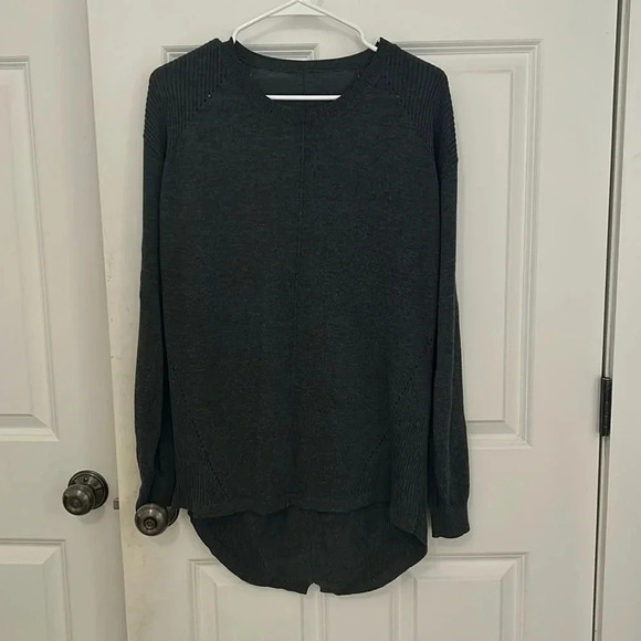 Sweaters - Gray oversized sweater size XL crewneck